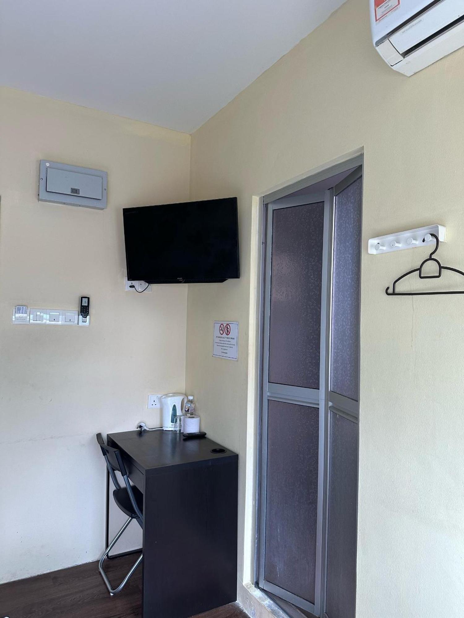 Serian Transit Inn Екстер'єр фото