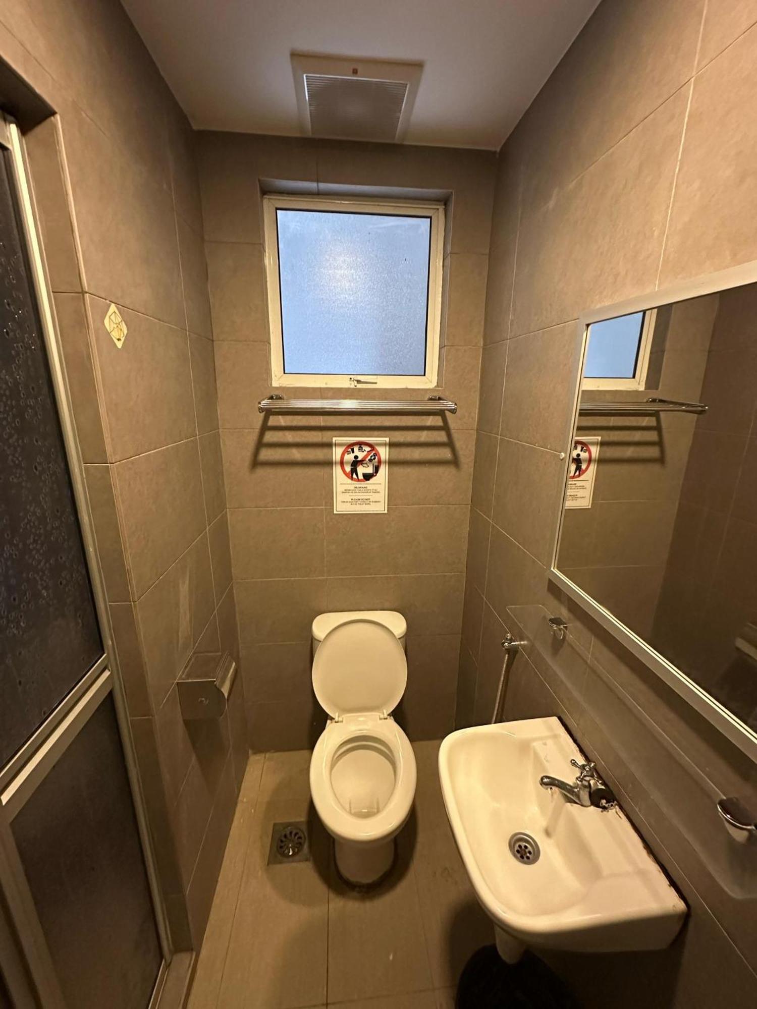 Serian Transit Inn Екстер'єр фото